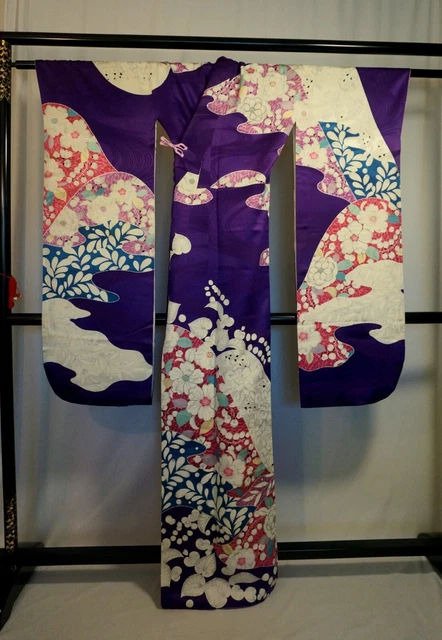 Japanese kimono SILK"FURISODE" long sleeves, Silver leaf, Plants, L5'4".3012 2