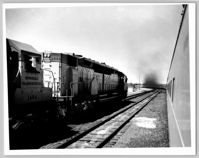 Union Pacific City of San Francisco Passing Golden Spike May 1969 VTG 8x10 Photo