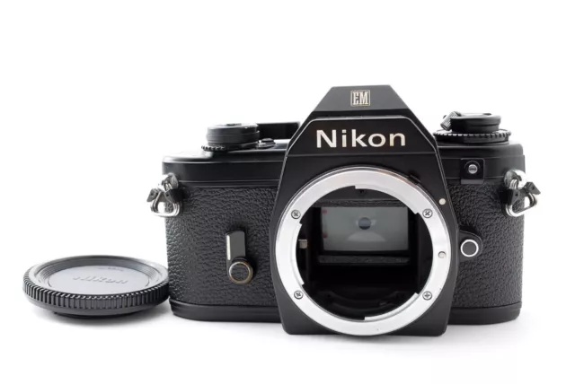 Probado y en funcionamiento: cámara fotográfica Nikon EM 35 mm SLR cuerpo negro solo de Japón #202