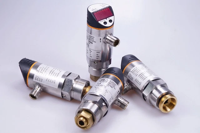 1 Pezzo IFM PN7004 Sensore Pressione Con Schermo PN-010-RBR14-QFRKG / Noi V