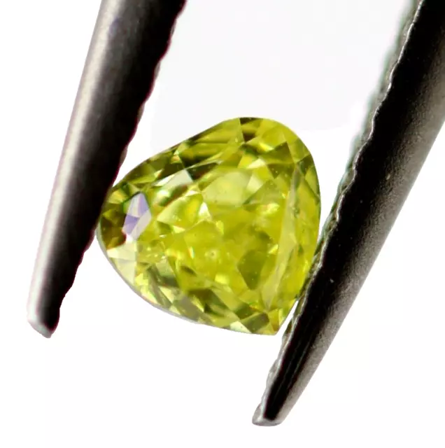 Brillant Jaune Couleur 100% Naturel Diamant VS2 Grade 0.099 CT Fermer À Coupe de