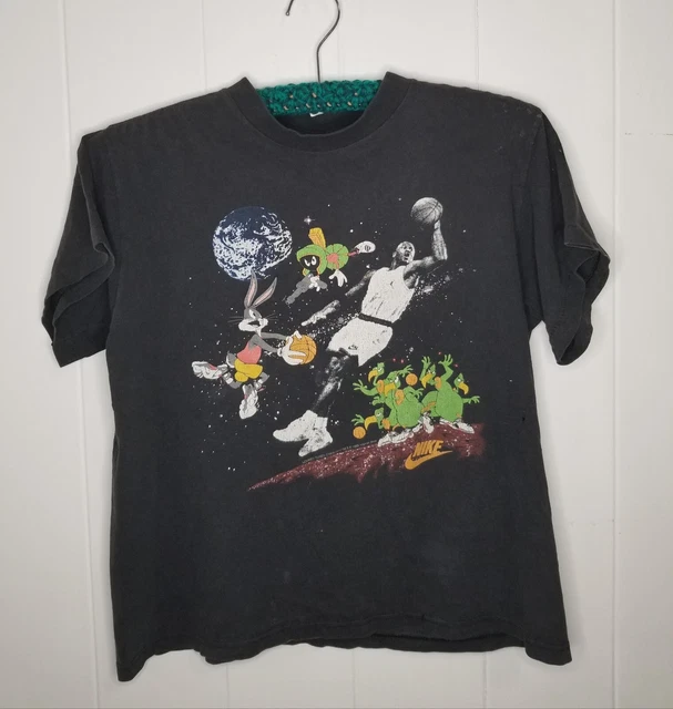 jordan retro 7 looney tunes