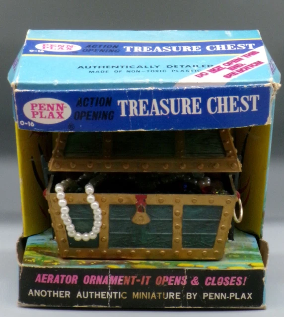1969 Vintage PENNPLAX Opening TREASURE CHEST fish tank ORNAMENT Penn Plax w/ box