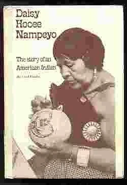 Daisy Hooee Nampeyo Library Binding Carol Fowler