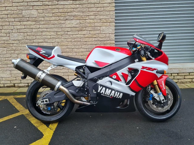 Yamaha YZF R7 OW-02