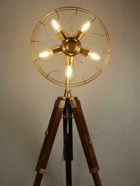 Lampada da pavimento antica con ventilatore a treppiede, lampada a 5 luci...