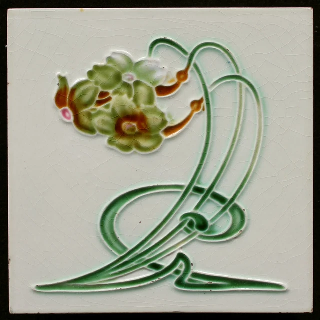 Attractive Original  antique Art Nouveau tile C 1900 H. Richards England