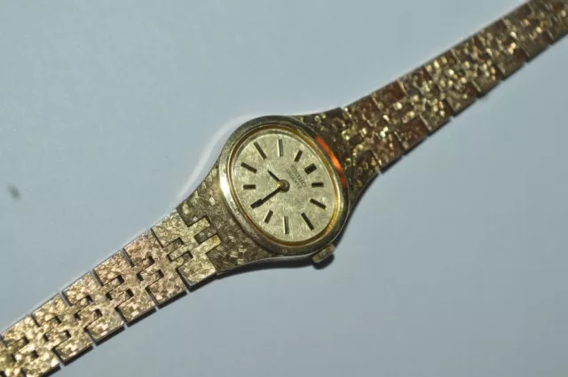 VINTAGE SEIKO WATCH 2C20 5759 Ladies Quartz 18mm Gold Color Dial