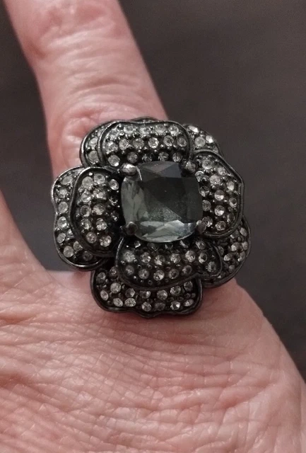 Belle Fleur Flower Ring Crystal Stella & Dot Hematite Adjustable Band Heart Logo