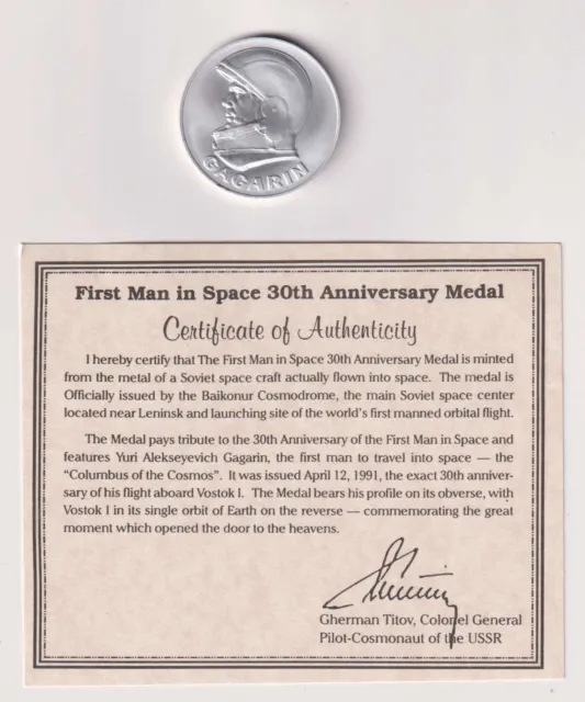 D8014: 1991 YURI Gagarin Space Capsule Medal, COA $32.31 - PicClick AU