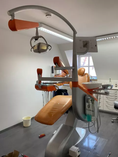 CHIRANA Smile Elegant Behandlungseinheit Dentaleinheit Zahnarztstuhl Zahnarzt