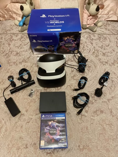 Sony PlayStation 4 (PS 4) VR V2 Headset With Camera + Plus 1 Games