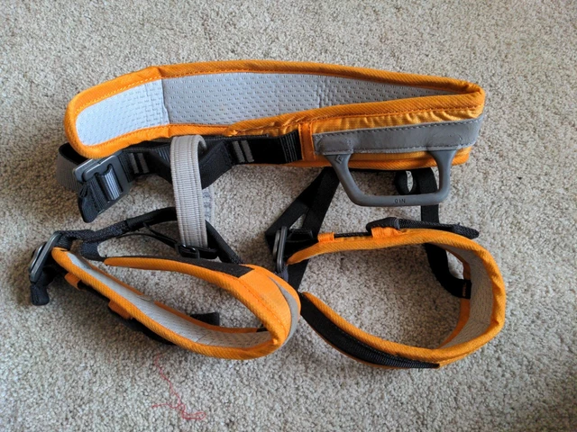 Black Diamond Wiz Kid Climbing Harness One Size 22”-27” Marigold Orange