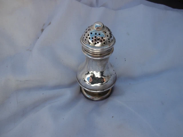 1744 fine Georgian George 11 silver Bun Pepper castor by AF 60g
