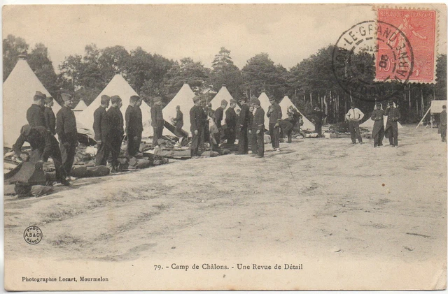 CHALONS SUR MARNE - Marne - CPA 51 - Vie MILITAIRE - le camp - revue de détail