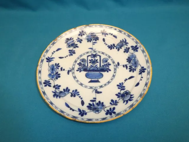 N° 67 / Xviii° Delft Assiette En Faience Pays-Bas  Décor A La Corbeille Fleurie