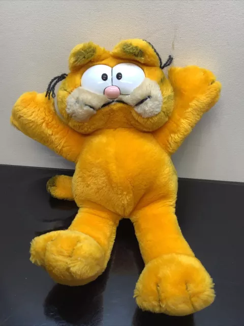 Garfield Plush  Soft Toy Collectable 12 Inch Cat Cuddly Cartoon Arms Stretched