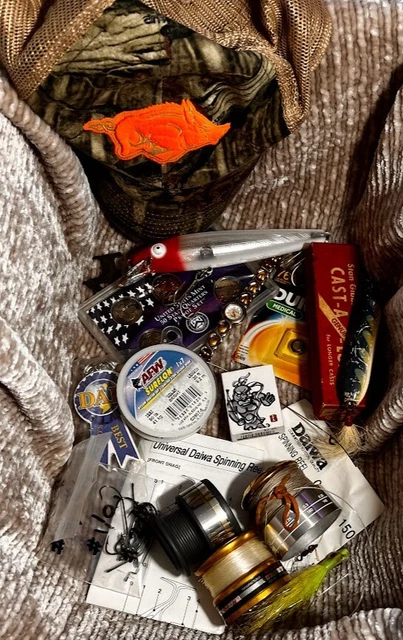 junk drawer  vintage collectibles A** FISHING LURES WATCH REELS HOOKS ETC.***