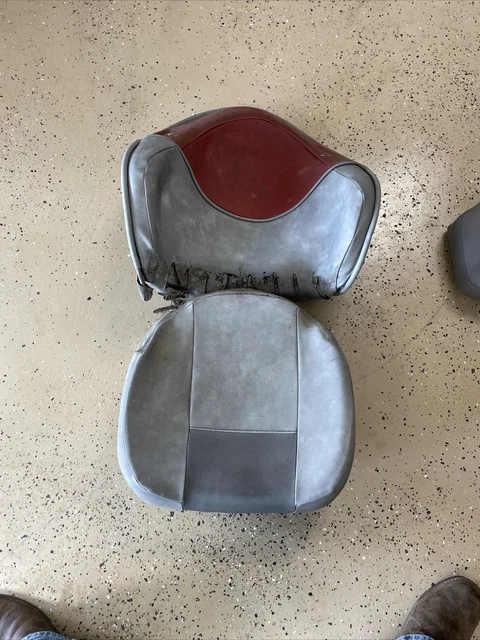 Sea doo 99 challenger 1800 bucket captain's seat backrest back cushion pad foam