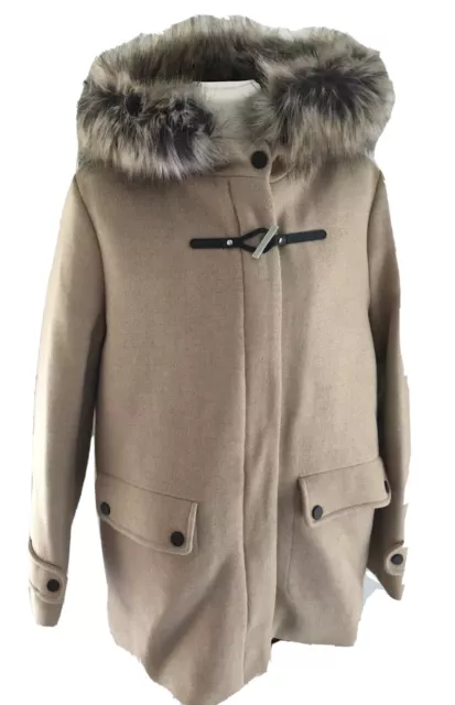 Manteau zara capuche 2025 fourrure