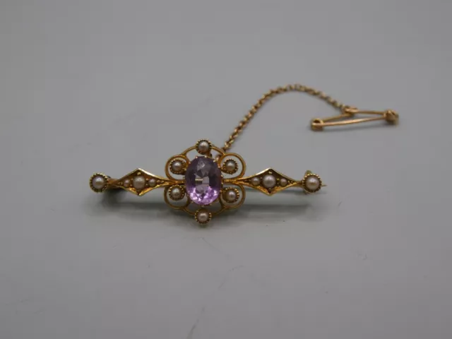 Attractive Antique 15Ct Yellow Gold Amethyst & Seed Pearl Brooch - 4.5G