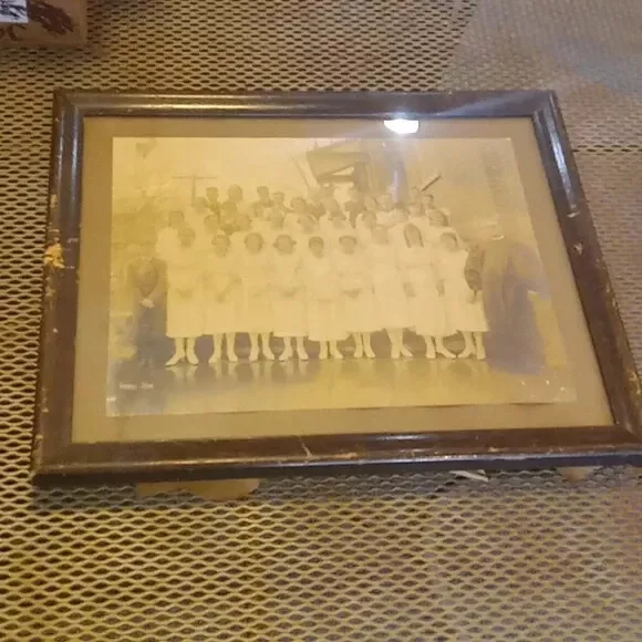 Vtg 1920s Frame nursing school portrait allentown PA