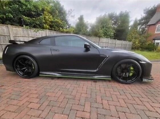 Nissan GT-R