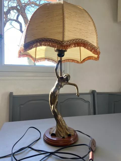 Belle Lampe Ancienne En Bronze Et Bois