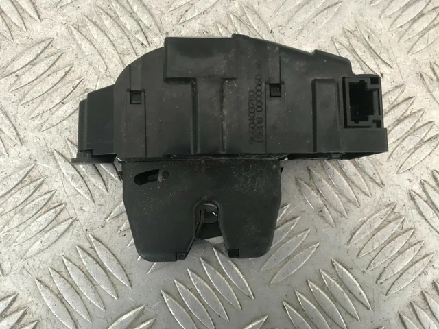 Serrure De Coffre (mâle Arrière) Pour Citroën C5 I (Phase 1) - Pièce D'origine - Réf. 9646091580 - Occasion
