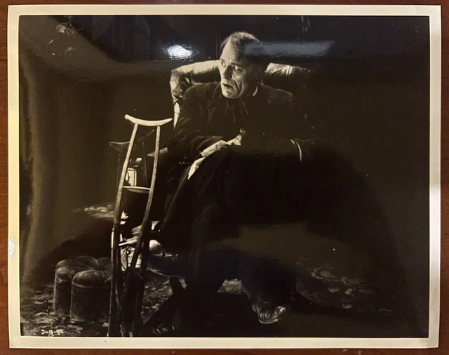 *Tod Browning's THE BLACKBIRD (1926) Lon Chaney as Criminal Posing as Crippled