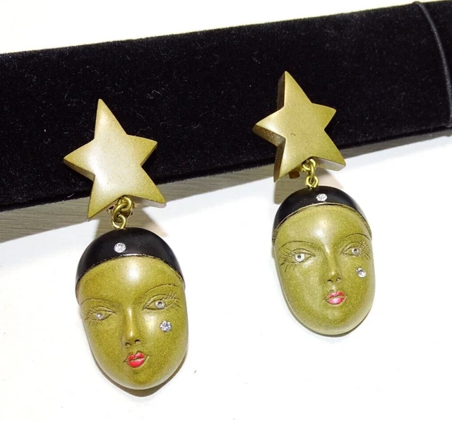 Boucles D'oreilles Clips En Résine Argentée - Modèle J290, Occasion En Bon état
