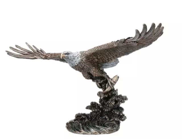 Large Bald Eagle Hunting Salmon Statue.Large American Eagle Statue