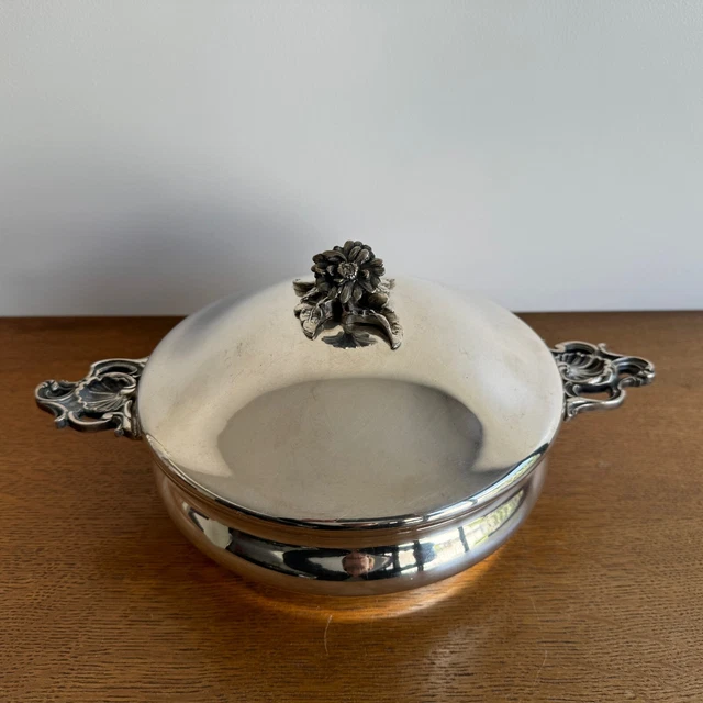 Plat de service à gratin couvert métal argenté et pyrex | Selency