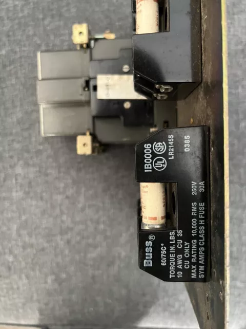 Contactor Nema Size 2 Siemans-Allis CXL20*3 Auxiliary Contact Size 2 600v Max 3