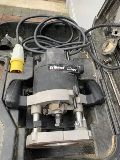 TREND T9EL VARIABLE SPEED 1/2" PLUNGE ROUTER For Parts Or Not Working. 3