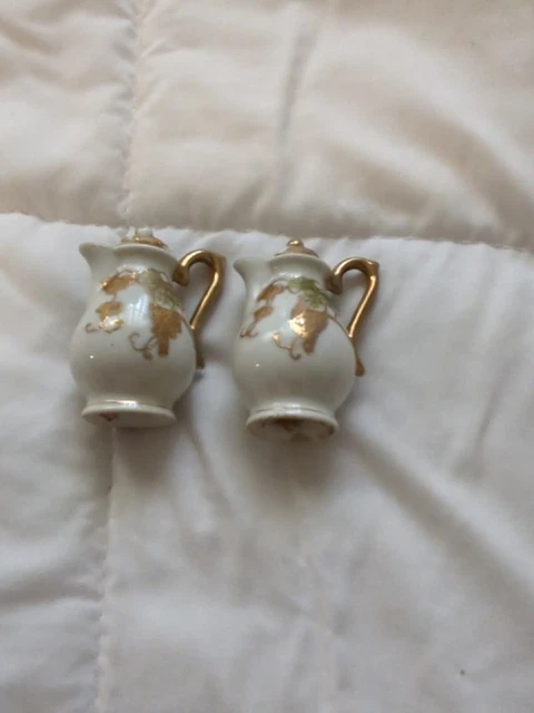 Vintage Salt And Pepper Shakers Occupied Japan Teapots 2.5' Dollhouse