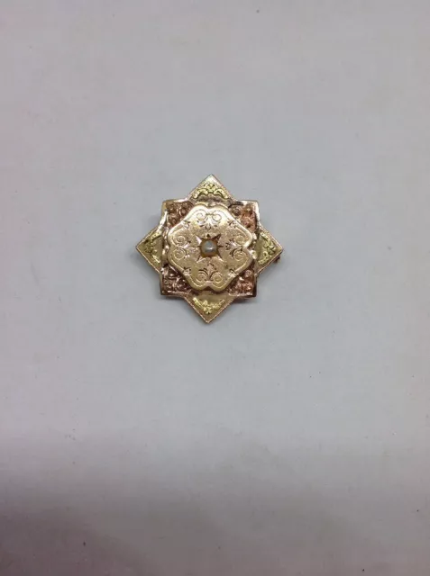 Broche or 18kt et perle fine