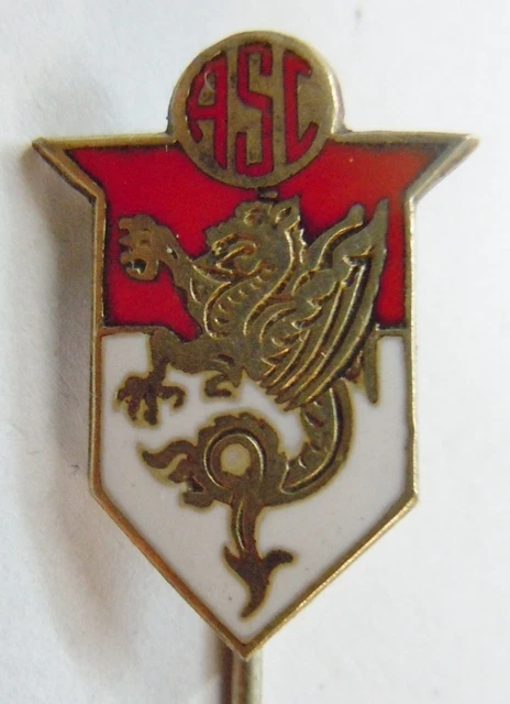 Insigne épinglette U.N.C. Casque Adrian années 20