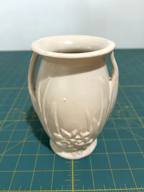 Vintage Nelson McCoy Pottery Matte White #34 6" vase handles flowers Excellent