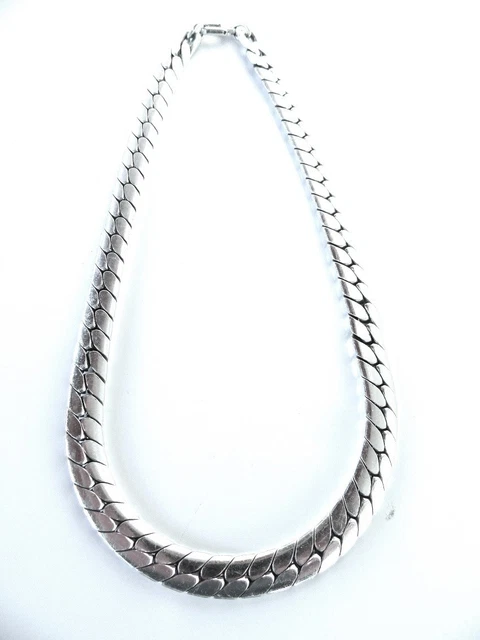 Collier Ras De Cou Argenté Maille Serpent Vintage - Bijou Occasion Bon État