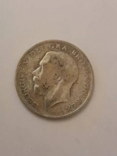 1923 GEORGE V SILVER HALF CROWN  ( 50% Silver )  British 2/6 Coin.
