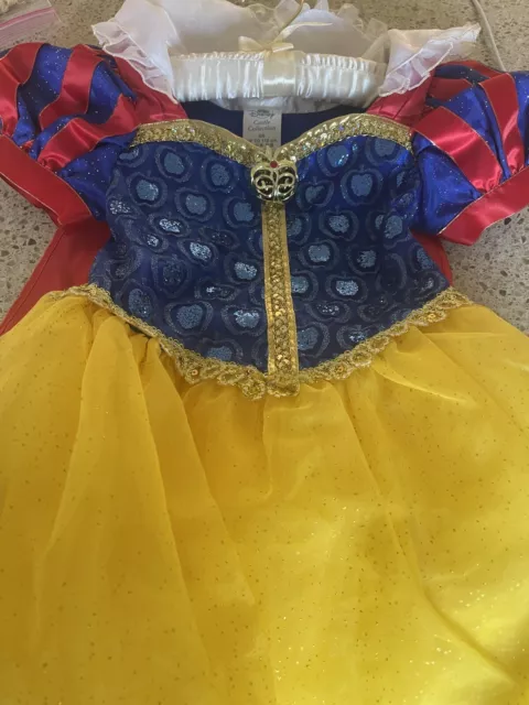 Disney Snow White Deluxe Costume Dress Youth Girls size 5/6 Castle Collection