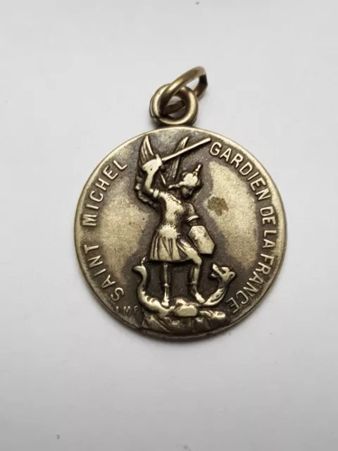 Médaille patriotique française WW1 1914 militaria Gloire à nos armées St Michel