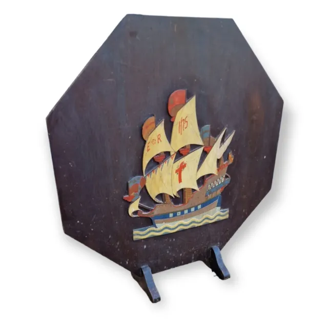Schermo antincendio vintage in legno con dettaglio nave dipinto a mano forma insolita legno duro