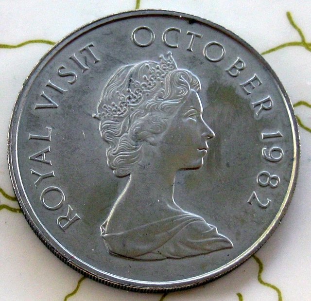 Coin Kiribati $5.00 1982 Bu 175-2