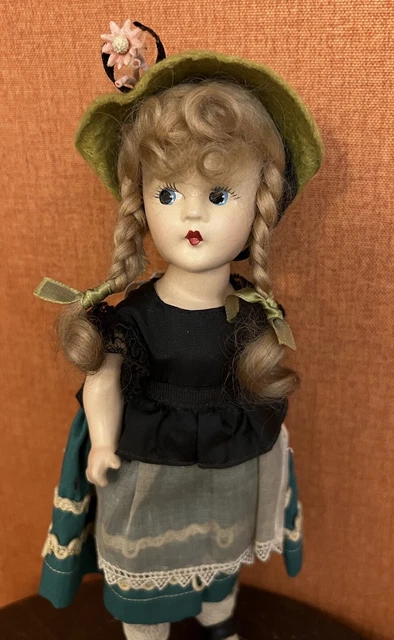 Poupées anciennes Madame Alexander