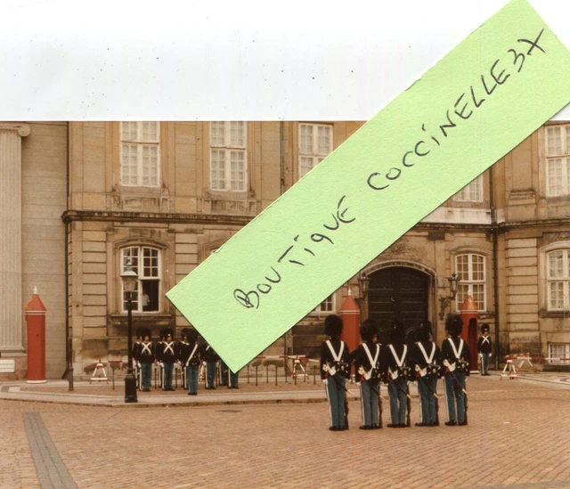 PHOTO IDENTIFIER Semble Prise En Angleterre England EUR 1 04 Photo identifier semble prise en angleterre england eur 1 04