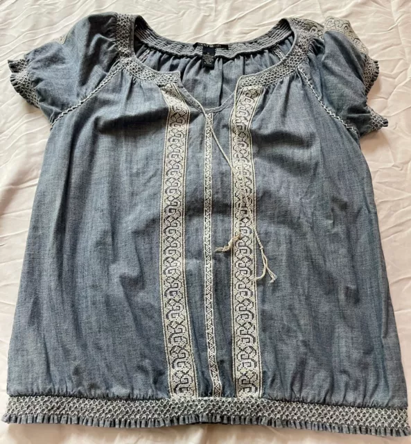 lucky brand hippy top blouse M embroidered denim cotton light blue casual