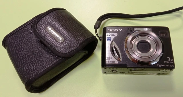 Appareil photo numérique vintage : Sony Cyber-shot DSC-W17, 7,2Mp - Japon 2005