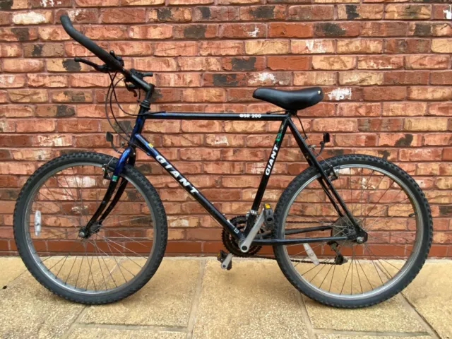 GIANT BIKE GSR200 22 inch frame 20.00 PicClick UK